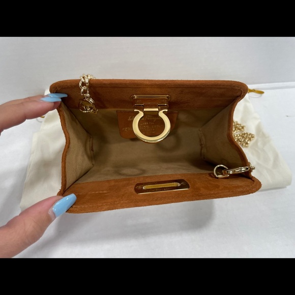 Salvatore ferragamo gancini - Picture 4 of 6